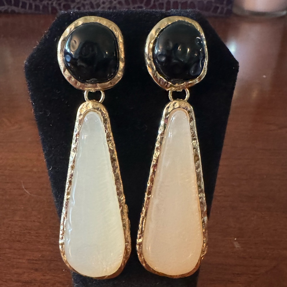 Geometric, Retro Teardrop Large Black, Hold, Cream Pendant Dangling Earrings - Picture 2 of 7